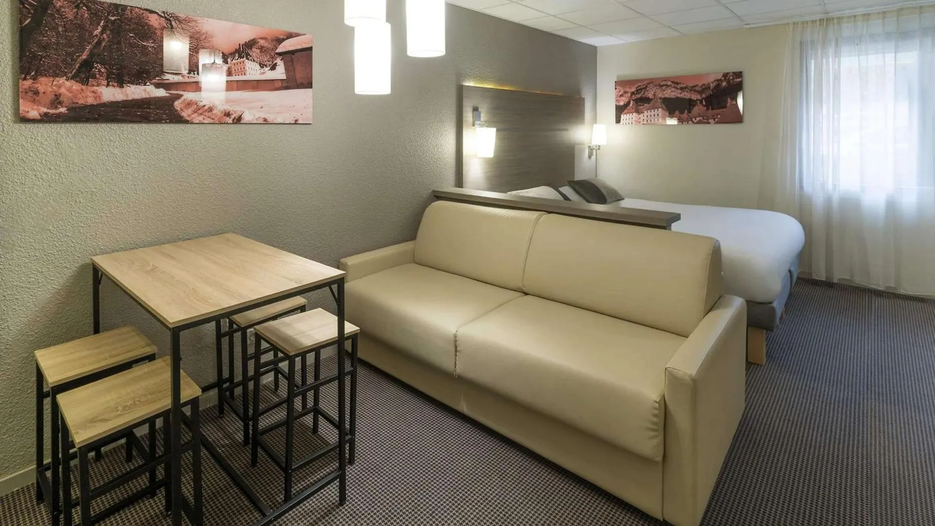 Best Western Voiron Centre Hotel